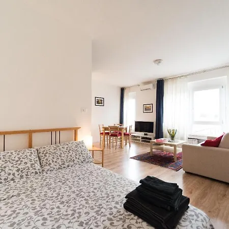 Bright Studio Centrally Located * 梅斯特雷